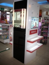 包柱展示座 